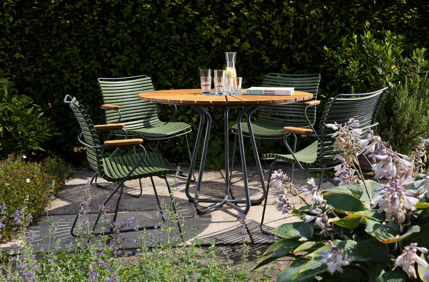 Houe Circle 60" Dining Table